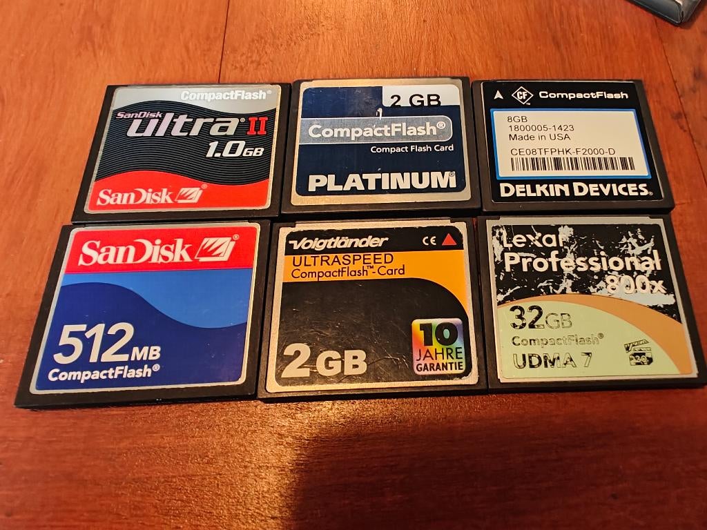 CF Kaarten verschillende beschikbaar, Gebruikt, Ophalen of Verzenden, Diverse zie de adv., 32 GB