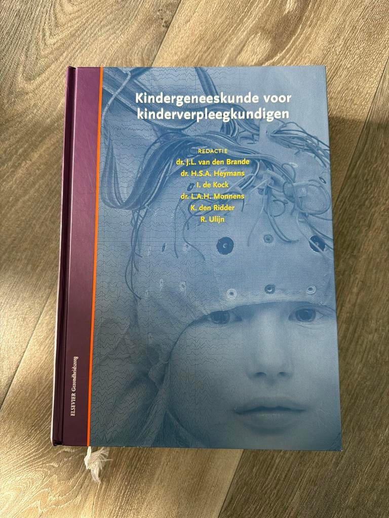 Kindergeneeskunde voor kinderverpleegkundigen, Ophalen of Verzenden, Beta, Zo goed als nieuw, HBO