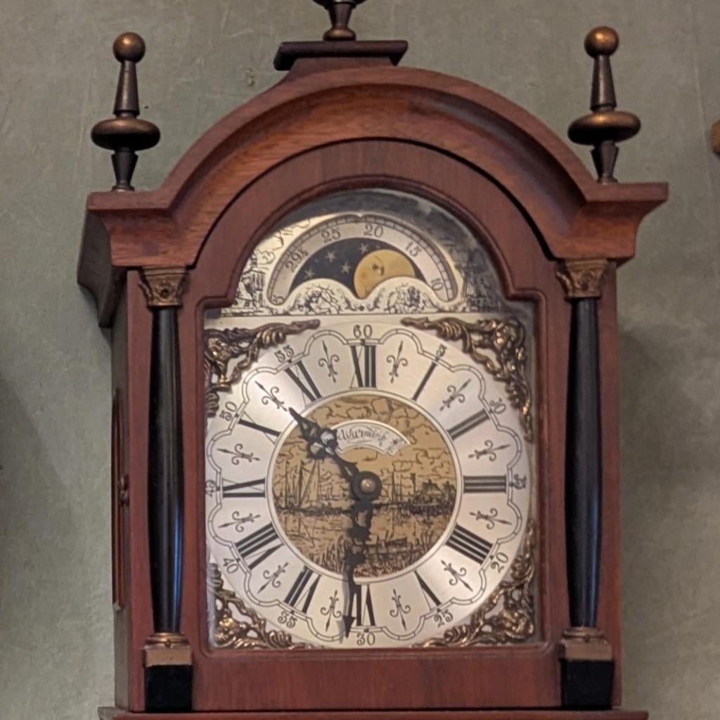 Sallander / Warmink wandklok hout antiek maanstand slinger, Ophalen