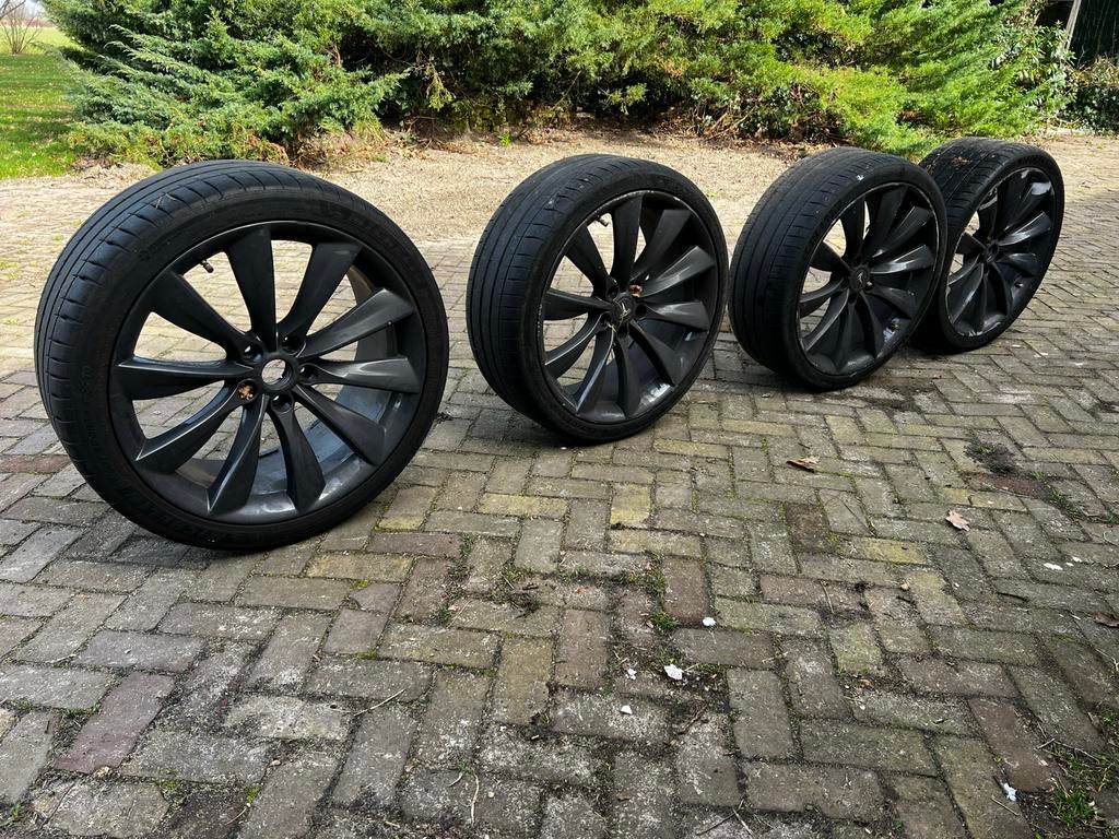 Tesla 21 inch turbine velgen met schade, Auto-onderdelen, Banden en Velgen, Ophalen, Gebruikt, Velg(en), 21 inch