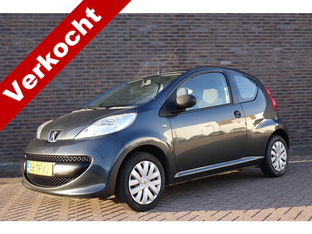 Peugeot 107 1.0-12V XR, keurig onderhouden, nieuwe APK en ni, Voorwielaandrijving, Gebruikt, 765 kg, 4 stoelen