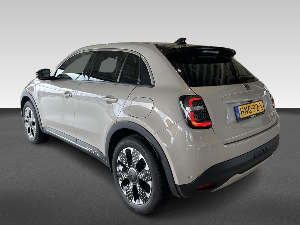 Fiat 600 1.2 Hybrid La Prima, Auto's, Fiat, 101 pk, Gebruikt, 1199 cc, 620 kg