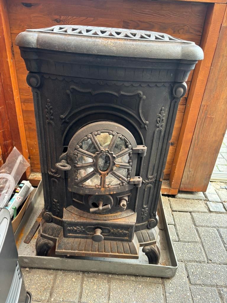 Gietijzeren kachel, Ophalen, Gebruikt, Houtkachel, Vrijstaand