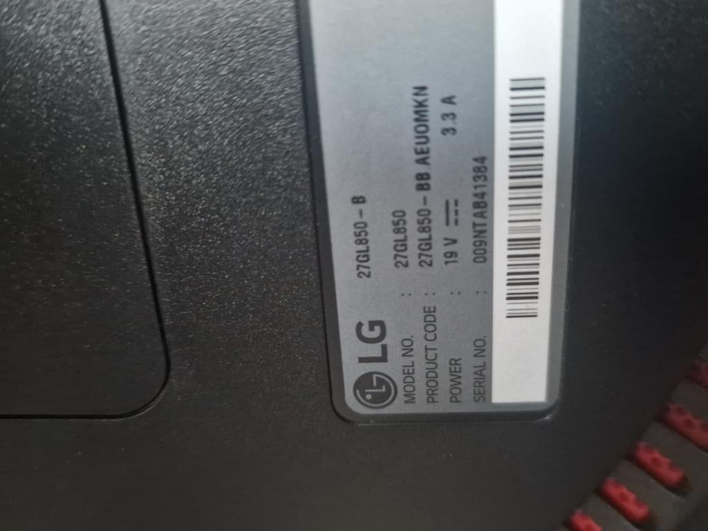 LG 27GL850-B 27 inch QHD IPS Gaming Monitor, IPS, 101 t/m 150 Hz, Zo goed als nieuw, 1 tot 2 ms