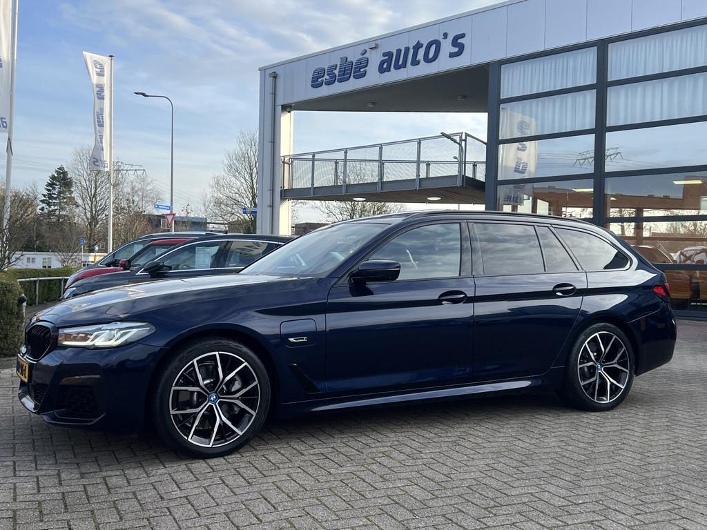 BMW 5 Serie 530e M-Sport Plus Panoramadak Driving Ass Prof K, Achterwielaandrijving, Gebruikt, Euro 6, 4 cilinders