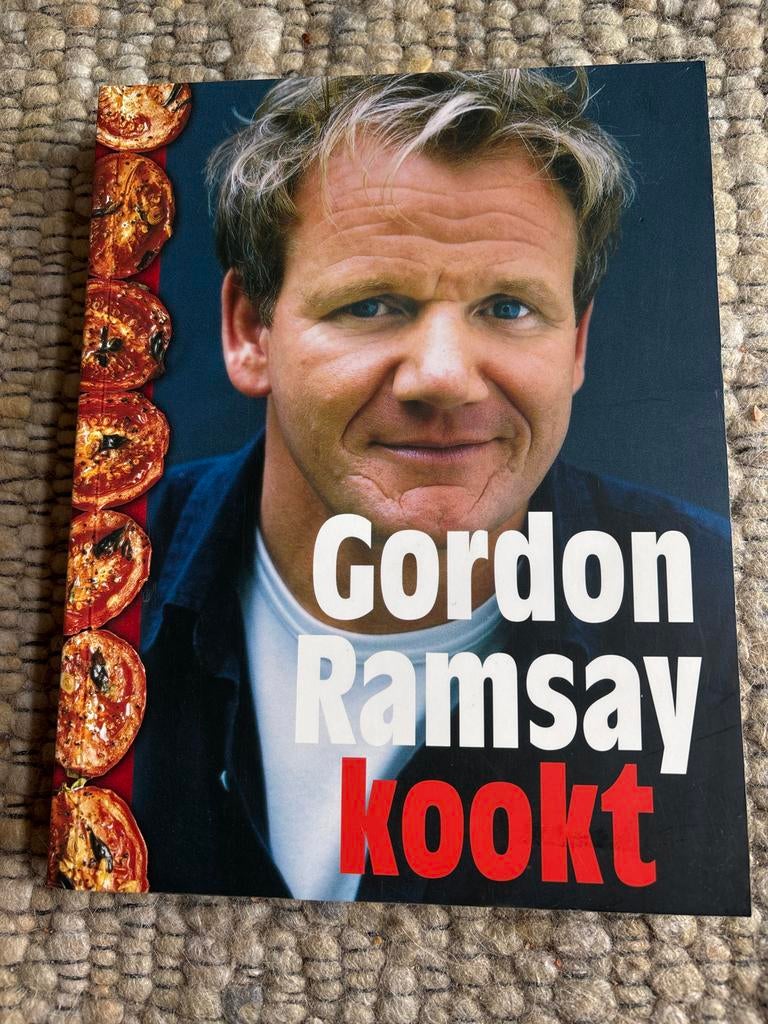 Gordon Ramsay Kookt kookboek, Boeken, Kookboeken, Ophalen of Verzenden, Zo goed als nieuw, Hoofdgerechten