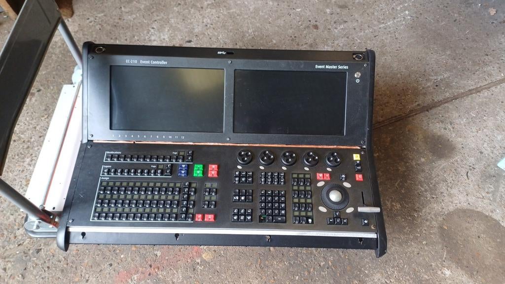 Event Controller (voor opmaak), Muziek en Instrumenten, Mengpanelen, Ophalen, Gebruikt