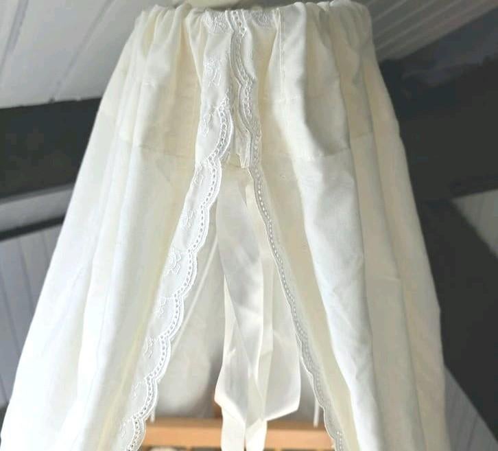 Houten wieg met hemeltje, Kinderen en Baby's, Babywiegjes en Ledikanten, Ophalen, Wieg