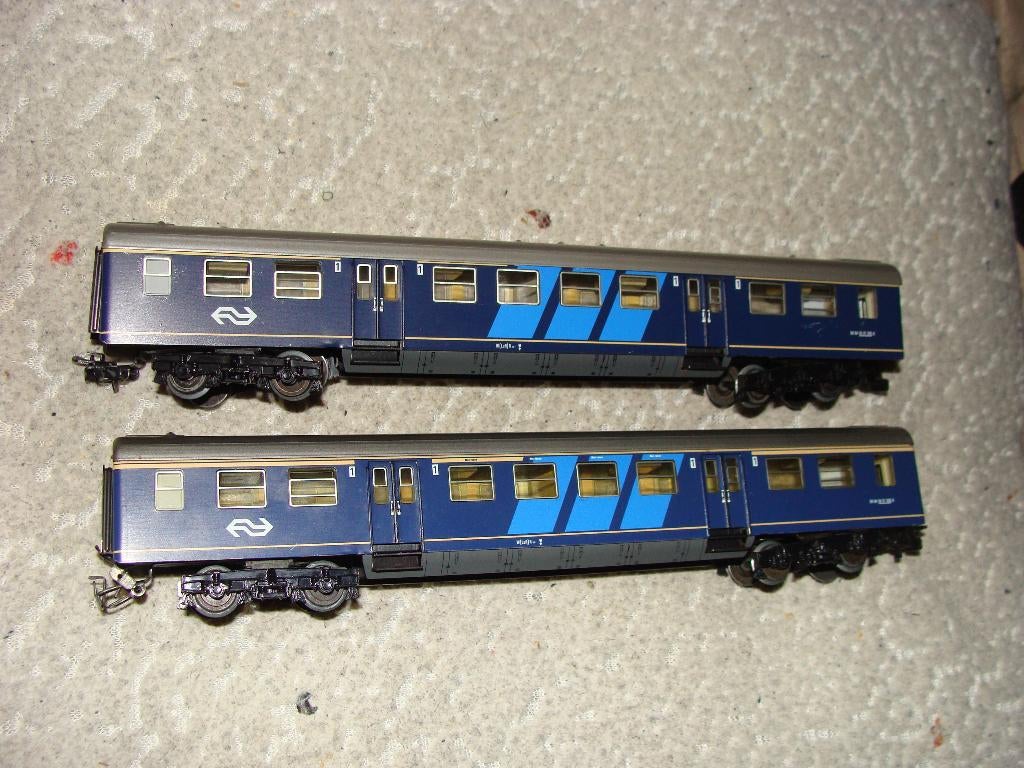 MARKLIN NS 2 WAGON 1 KLAS, Hobby en Vrije tijd, Modeltreinen | H0, Wisselstroom, Gebruikt, Wagon, Ophalen of Verzenden