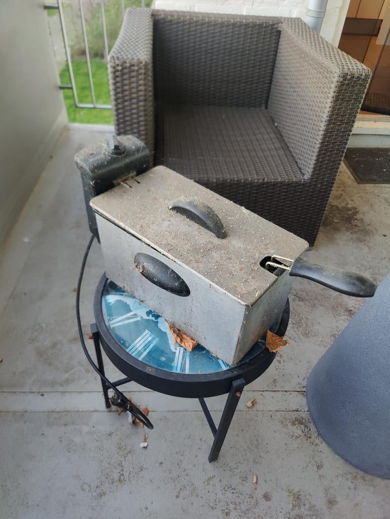 Frietpan, werkt nog goed, Witgoed en Apparatuur, Frituurpannen, Ophalen of Verzenden, Gebruikt