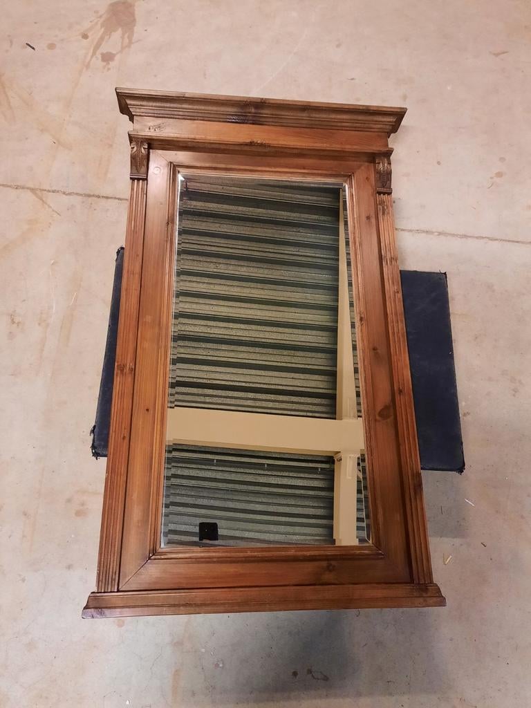 Klassieke spiegel met houtsnijwerk en facetgeslepen glas, Antiek en Kunst, Antiek | Spiegels, Ophalen