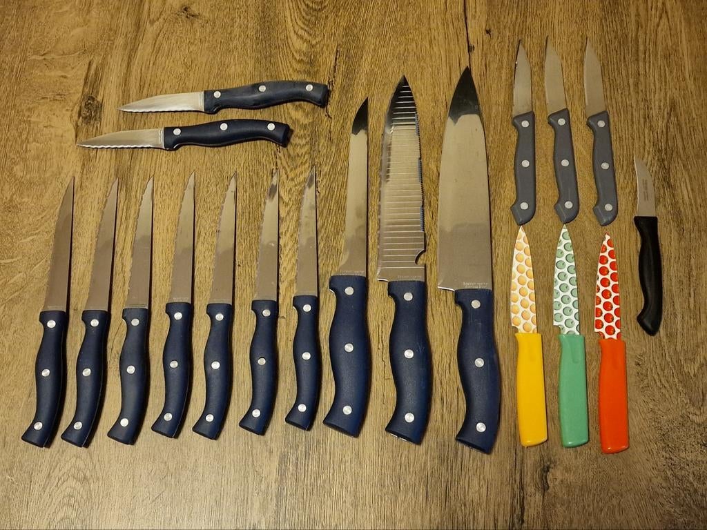 NIEUW 19-delige messenset div merken, Ophalen, Nieuw