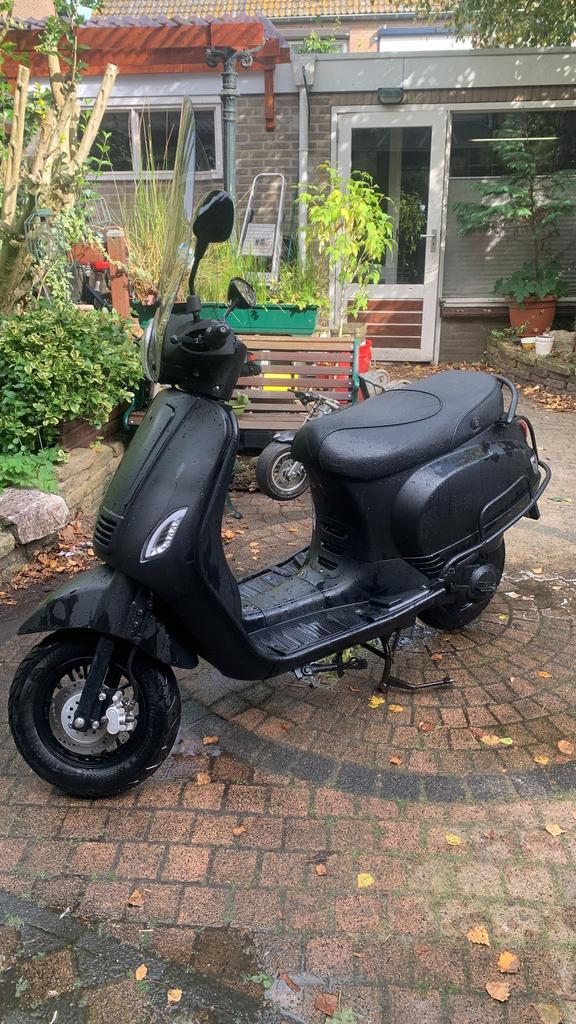 La souris scooter Vespa look, Fietsen en Brommers, Snorfietsen en Snorscooters, Gebruikt, Benzine, Ophalen, Overige merken