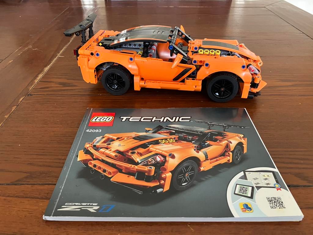 Lego 42093 technic chevrolet corvette zr1 compleet met boek, Ophalen of Verzenden, Zo goed als nieuw, Complete set, Lego