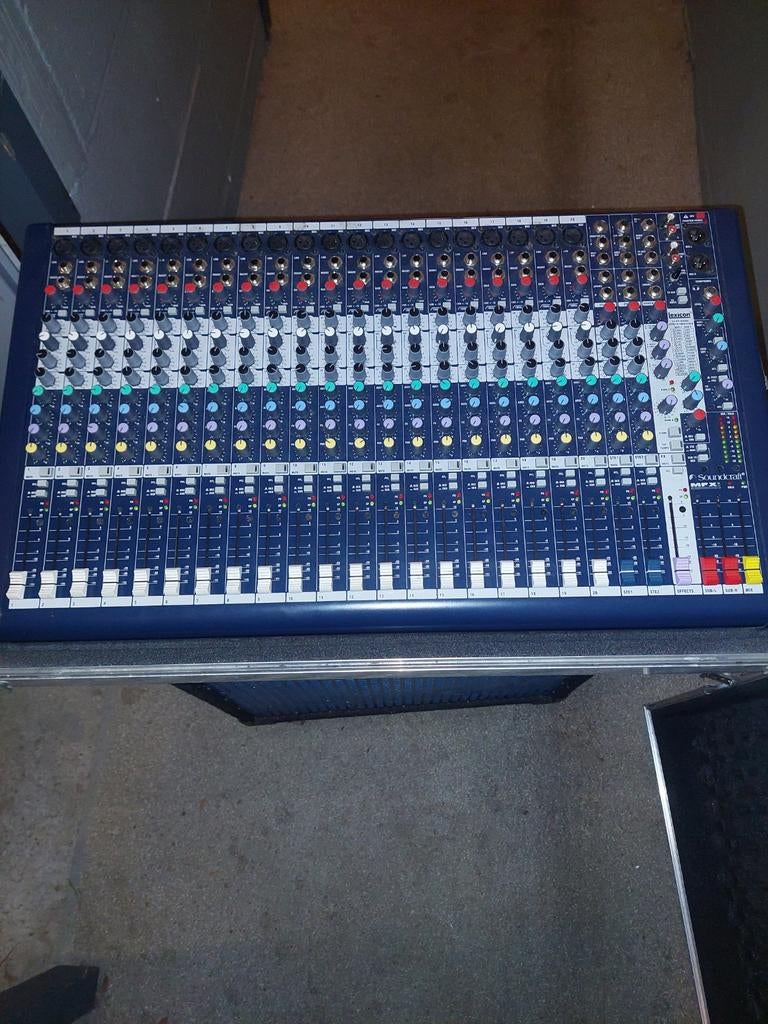 Soundcraft mengpaneel 20 kanalen met Lexicon effecten, Ophalen of Verzenden