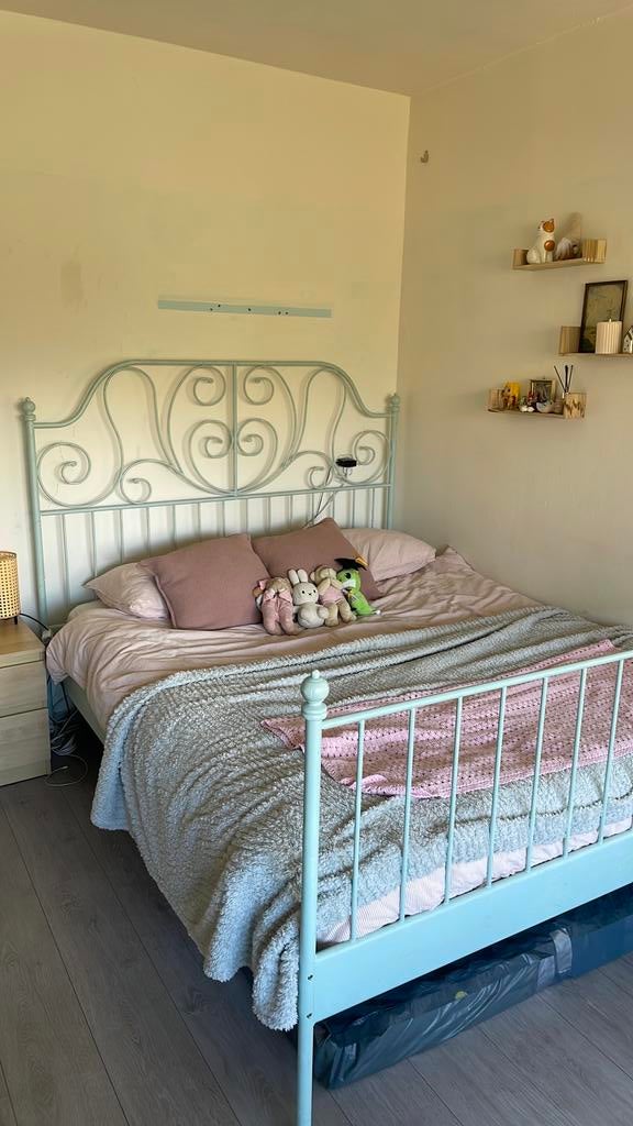 GRATIS Bedframe en matras / mattress 160x200, Huis en Inrichting, Ophalen of Verzenden, Gebruikt, Tweepersoons, 160 cm