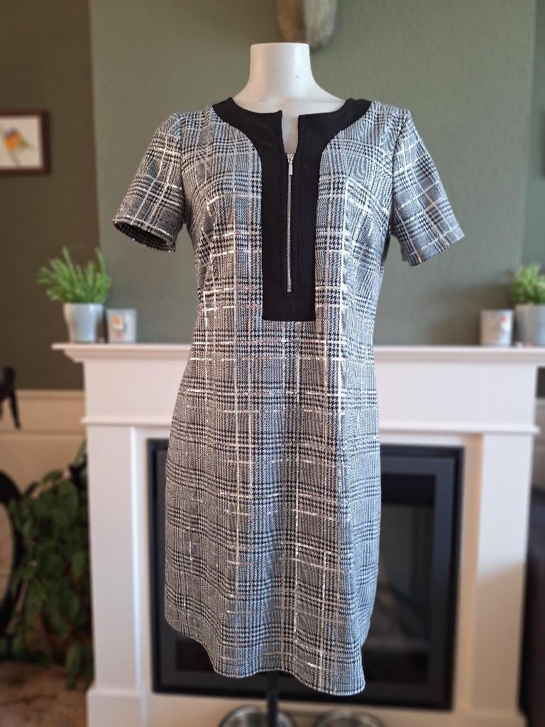 Rinascimento zwart grijs zilver geruite jurk L, Kleding | Dames, Verzenden, Zwart, Zo goed als nieuw, Knielengte