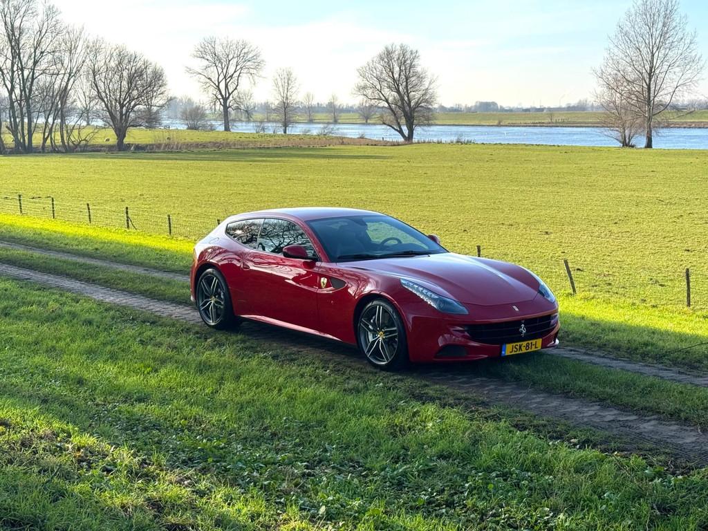 Ferrari FF 6.3 V12 HELE (Dealer Onderhoud, 2e Eig, Passagier, Auto's, Automaat, Euro 5, Zwart, 12 cilinders