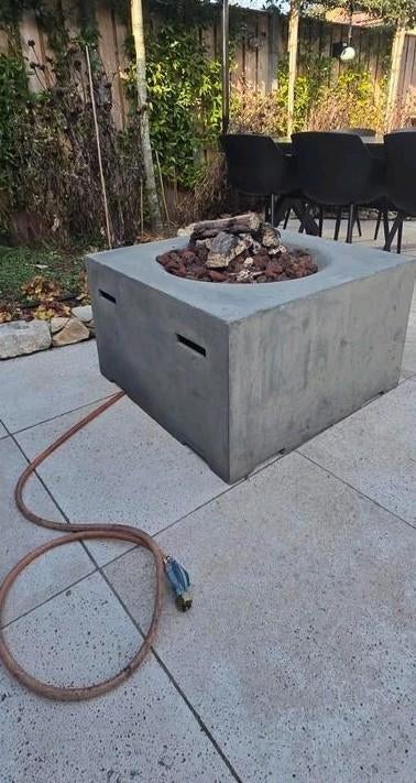 Happy Cocooning Vuurtafel Vierkant grijs 76cm bij 76cm, Ophalen, Gebruikt