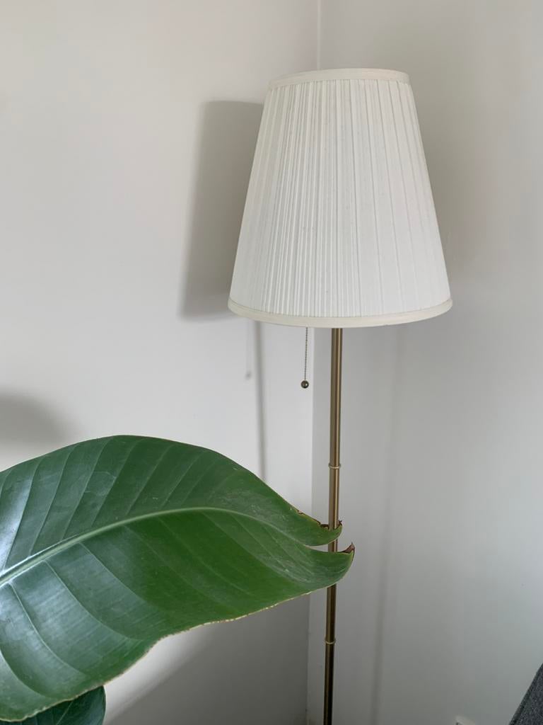 IKEA Arstid floor lamp, brass/white, Ophalen, Zo goed als nieuw, Minder dan 100 cm