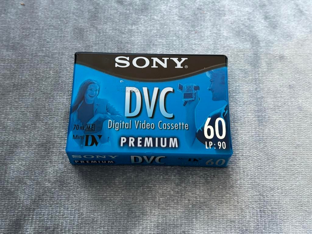 Sony DVC Mini Digital Video Cassette Premium 60/90 min, Mini dv, 20x of meer, Nieuw, Ophalen of Verzenden