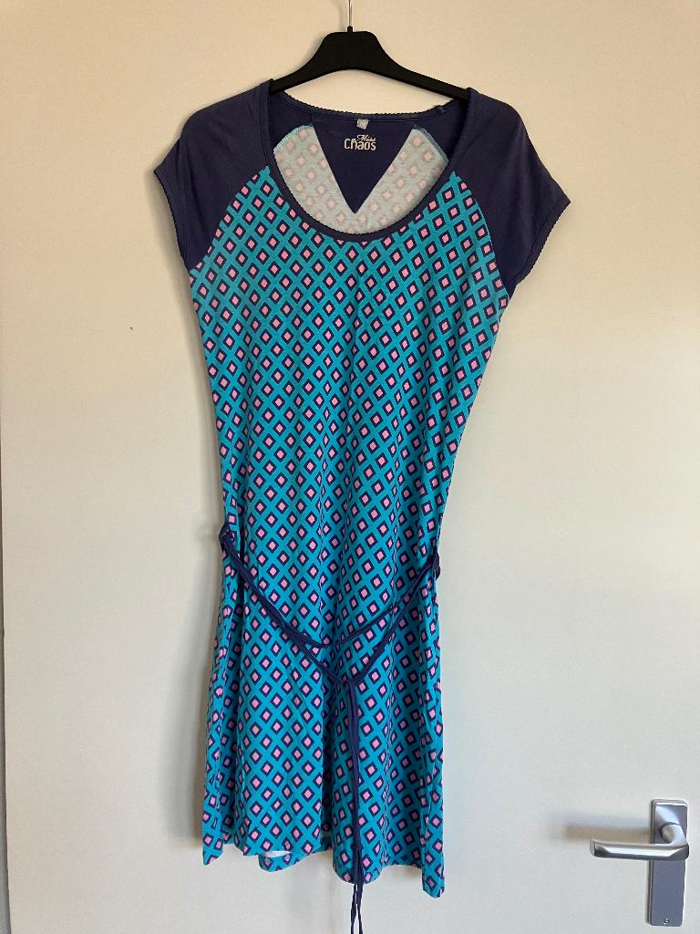 Mooie Chaos & Order jurk, Kleding | Dames, Jurken, Zo goed als nieuw, Maat 38/40 (M), Blauw, Boven de knie, Ophalen of Verzenden