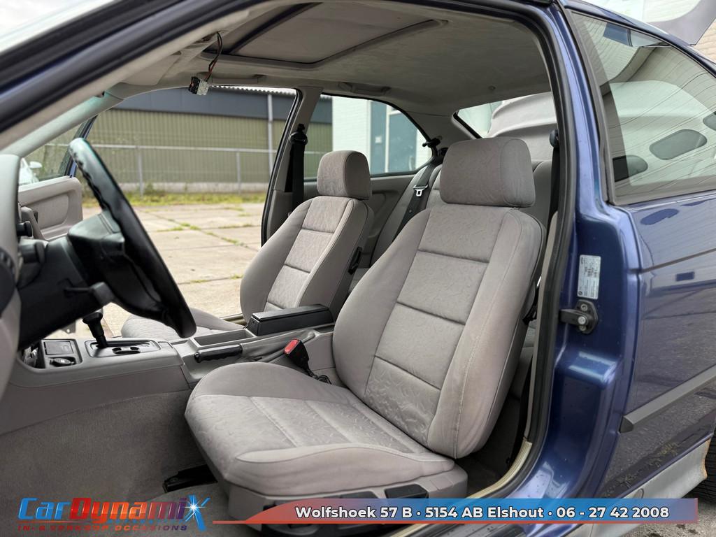 BMW 3-serie Compact 316i | Automaat | Schuifdak | APK 12-26, Auto's, 13 km/l, 1596 cc, Achterwielaandrijving, Gebruikt