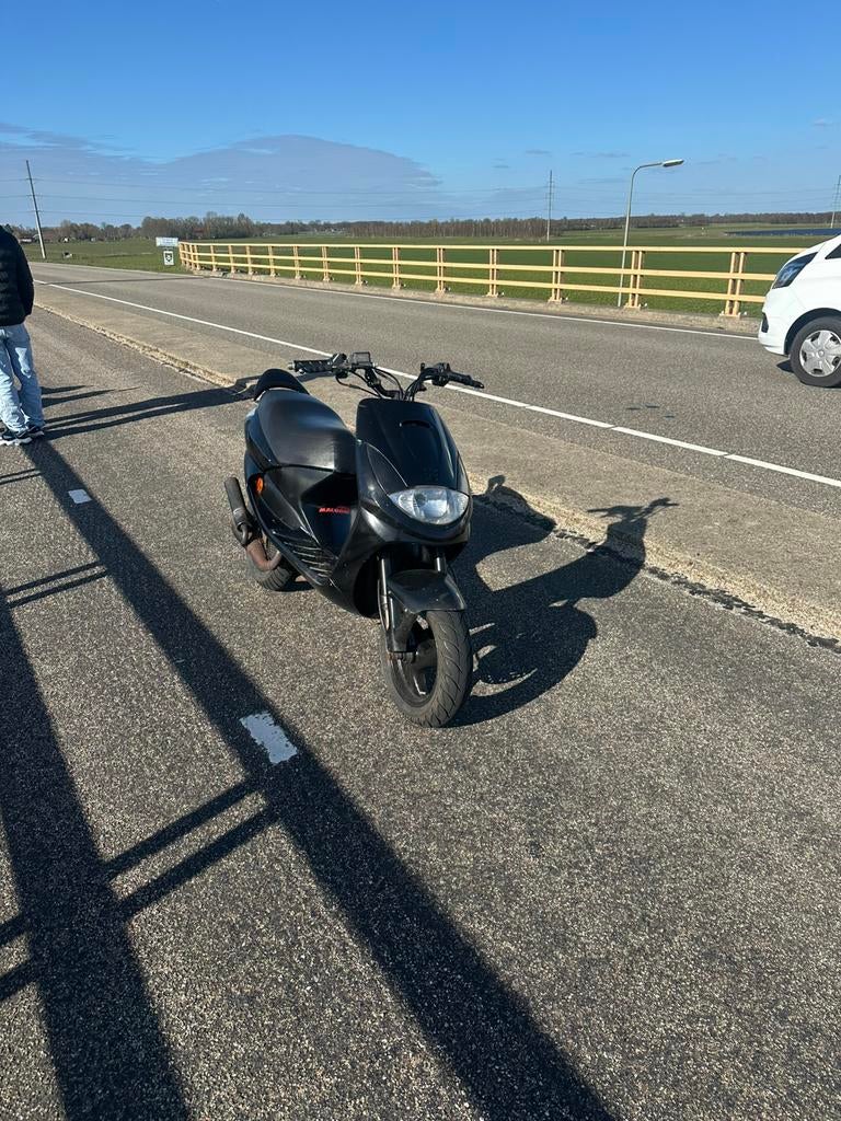 Vivacity 50cc 2t | Veel vernieuwd | Blauw kenteken, Ophalen, Zo goed als nieuw, Tweetakt, Vivacity