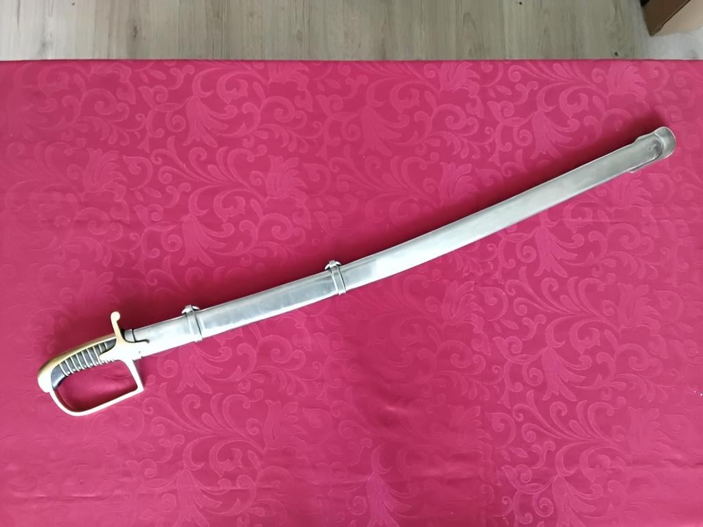 Sabel met schede Pools, Ophalen