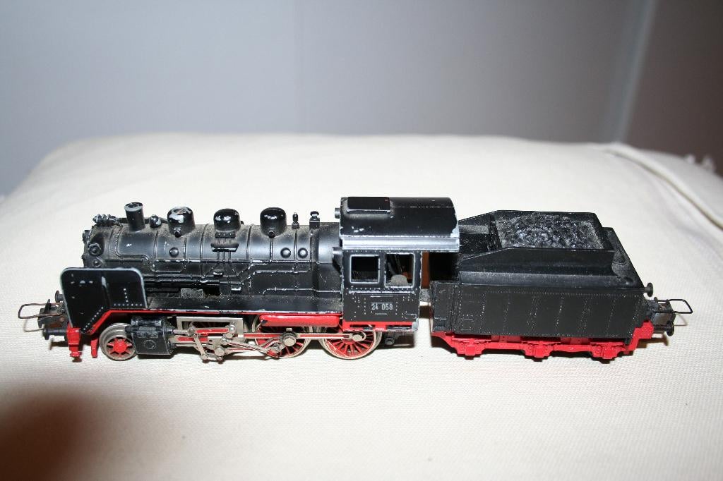 trix express BR 24 stoomlok, Gebruikt, Trix, Ophalen of Verzenden, Analoog