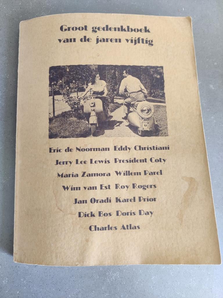 Groot Gedenkboek van de jaren vijftig - Thomas Rap, Ophalen of Verzenden, Gelezen, Thomas Rap (uitgever)