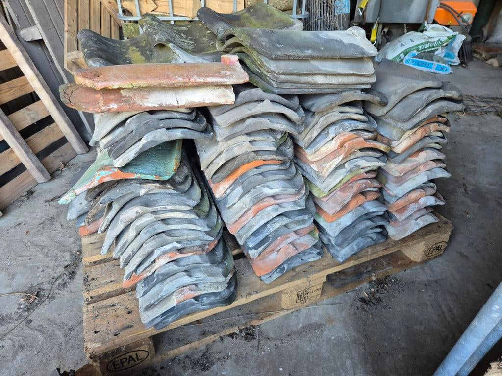 Oude holle dakpan, Doe-het-zelf en Verbouw, Dakpannen en Dakbedekking, Ophalen, Steen of Klei, Blauw, 15 m² of meer