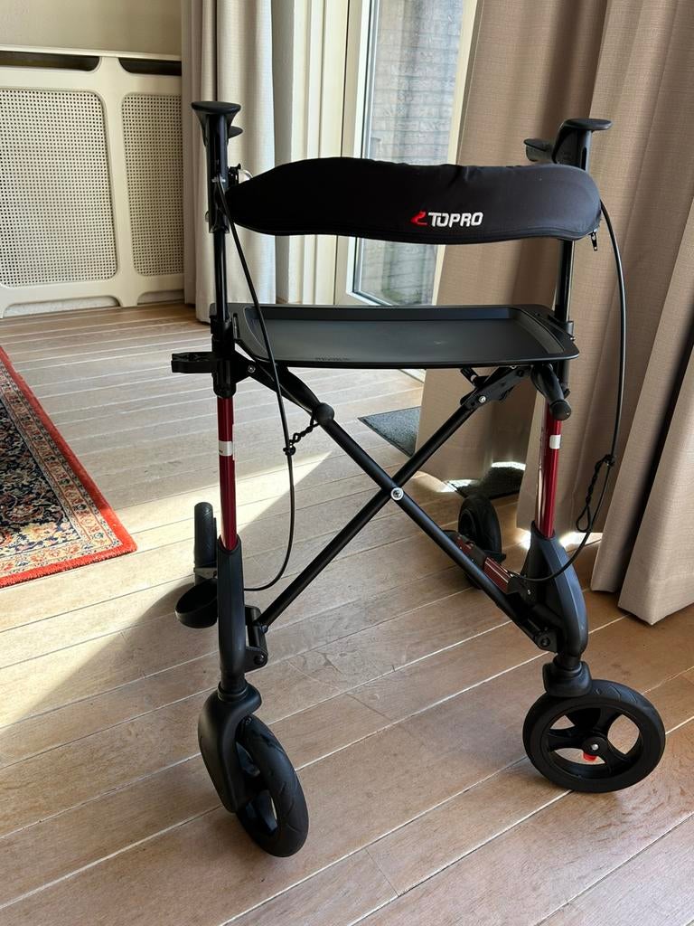 Rollator Topro Troja 2G incl rugsteun - Rood maat M, Diversen, Ophalen, Opvouwbaar, Zo goed als nieuw