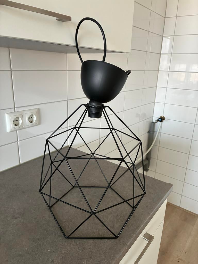 IKEA BRUNSTA  Zwarte geometrische hanglamp, Ophalen, Gebruikt, Metaal, Minder dan 50 cm