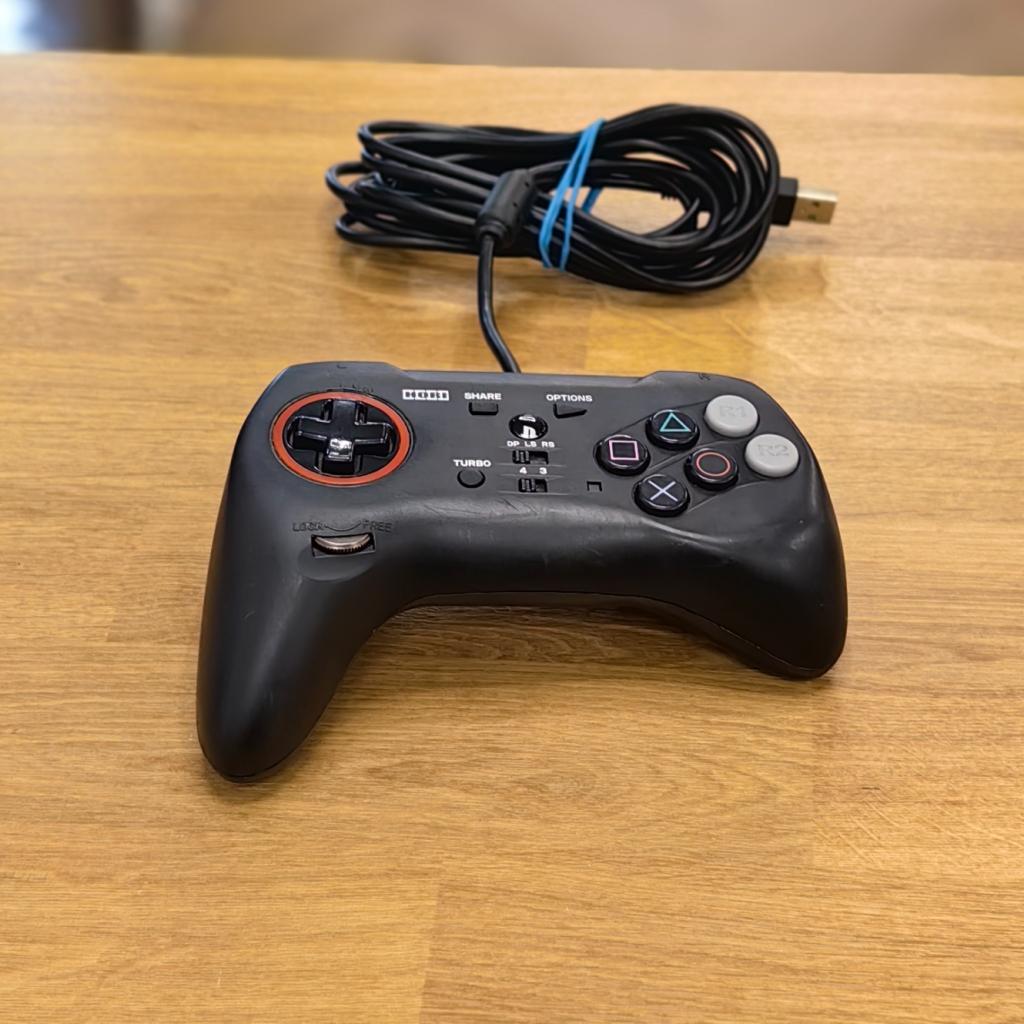 Hori PS4 Controller - In Goede Staat, Hori, Zo goed als nieuw, Info@hori.jp, HORI Co., Ltd.
4-12-15 Taihei, Sumida City
Tokyo 130-0012
Japan