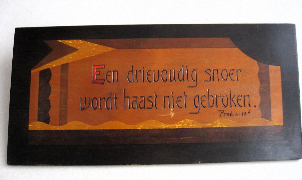 Een drievoudig snoer wordt haast niet gebroken jaren 20, Antiek en Kunst, Antiek | Wandborden en Tegels, Ophalen of Verzenden