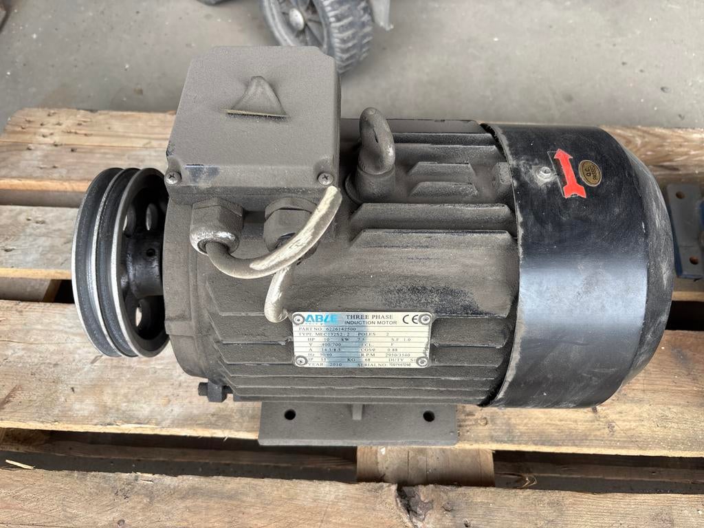 Able Motor 7.5 kW Driefasige Inductiemotor (2010), Doe-het-zelf en Verbouw, Motoren, Ophalen, Gebruikt, Elektromotor, 1800 rpm of meer