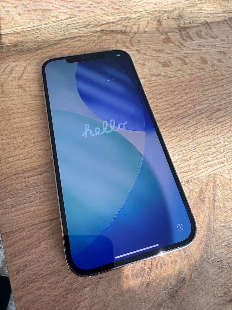 iPhone 12 Pro Max Goud 128GB - Zo goed als nieuw, Telecommunicatie, Mobiele telefoons | Apple iPhone, 128 GB, Zo goed als nieuw