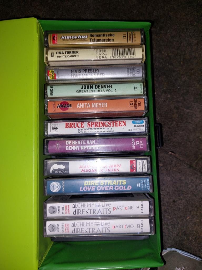 Oude cassette bandjes, Ophalen of Verzenden, Gebruikt, Overige genres, 2 t/m 25 bandjes