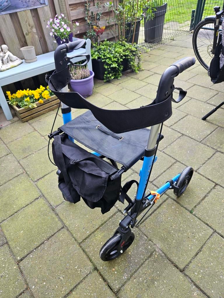 Rollator op vouwbaar, Ophalen