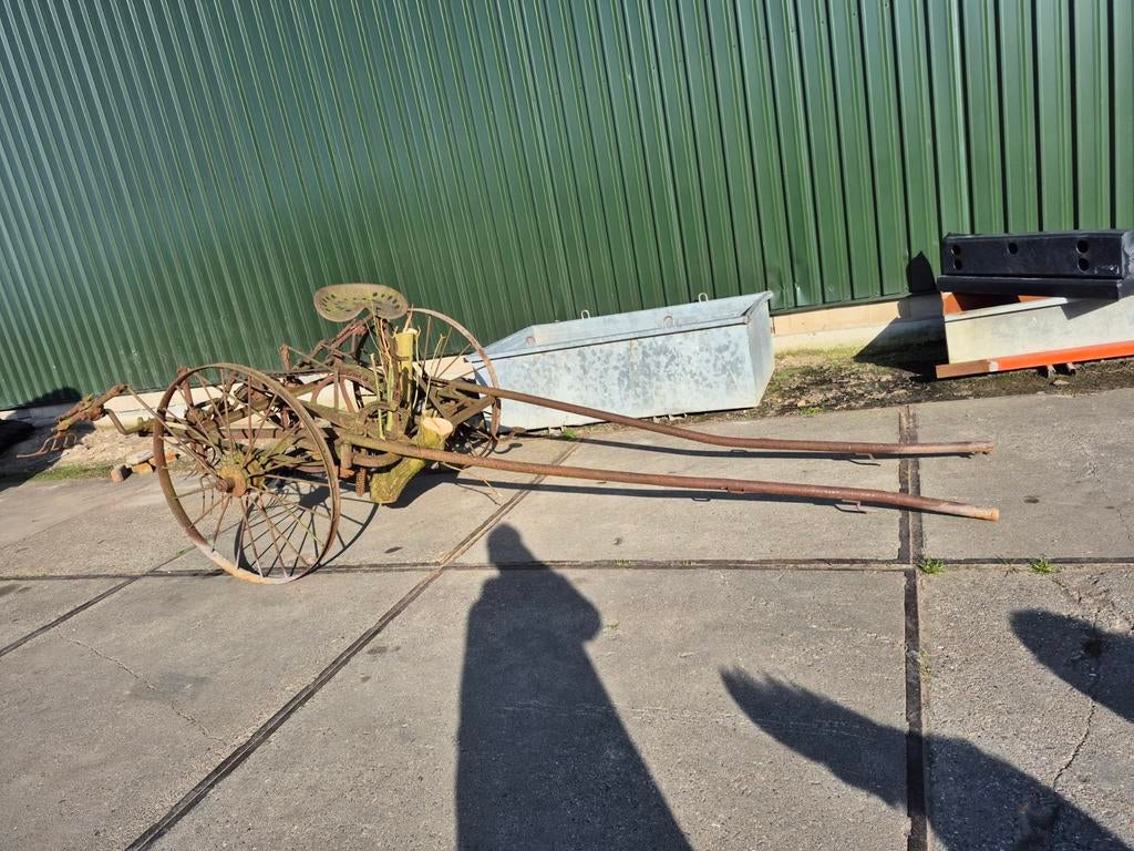 Oude getrokken schudder voor paarden, Ophalen of Verzenden