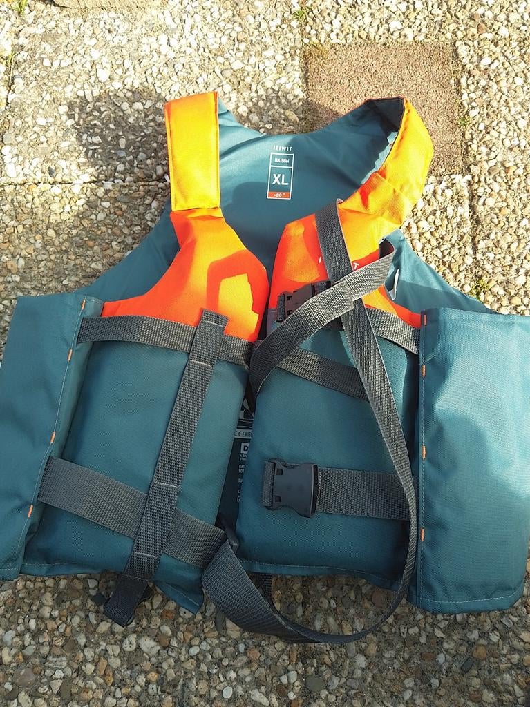 Zwemvest XL, Watersport en Boten, Watersportkleding, Ophalen of Verzenden, Dame of Heer, Reddingsvest of Zwemvest