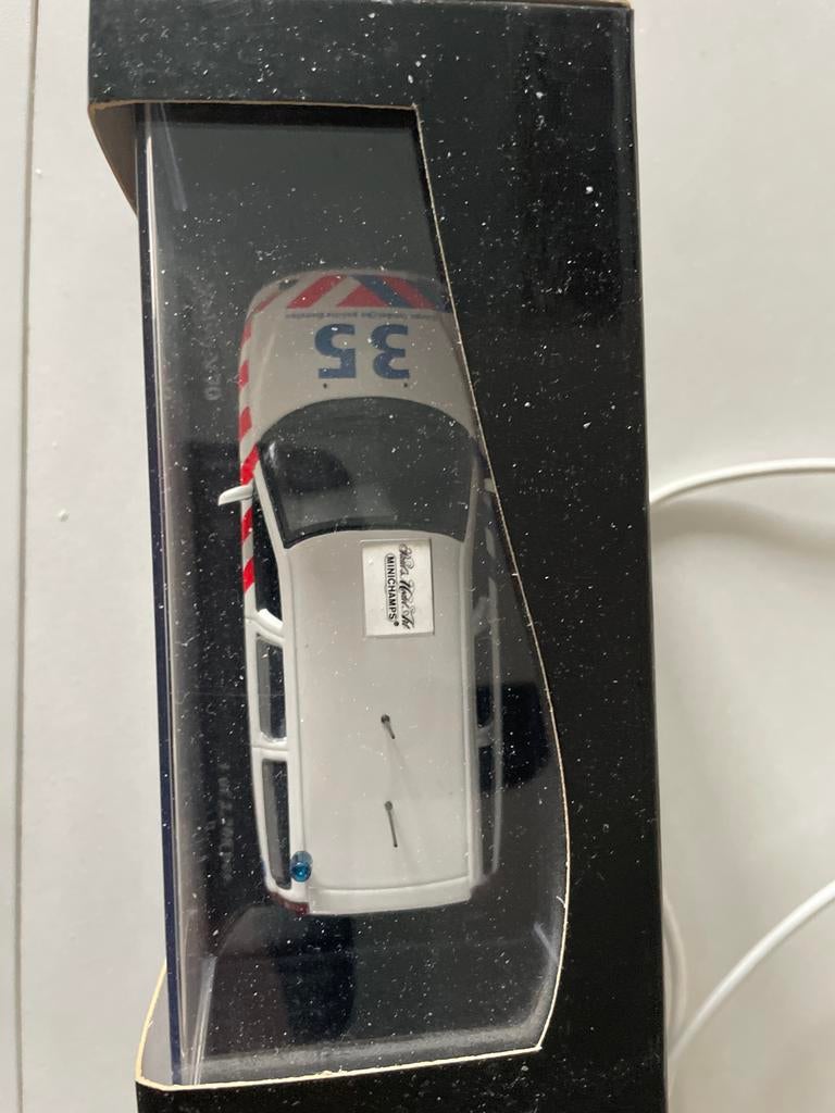 Minichamps Politie modelauto, Hobby en Vrije tijd, Modelauto's | 1:43, Ophalen of Verzenden, Nieuw, Auto, MiniChamps