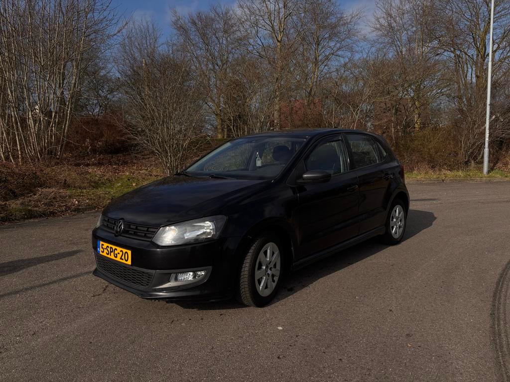 Volkswagen Polo 1.2 TDI 55KW BM 2013 Zwart, Auto's, Voorwielaandrijving, Stof, 74 pk, 1199 cc