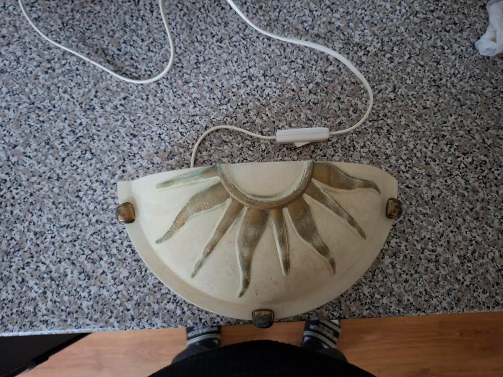 Muurlamp, Ophalen, Zo goed als nieuw