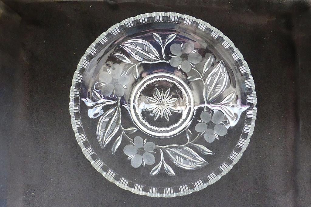 NIEUWE prachtige mooi bewerkte ( fruit) schaal !!!, Ophalen, Schaal, Rond, Glas