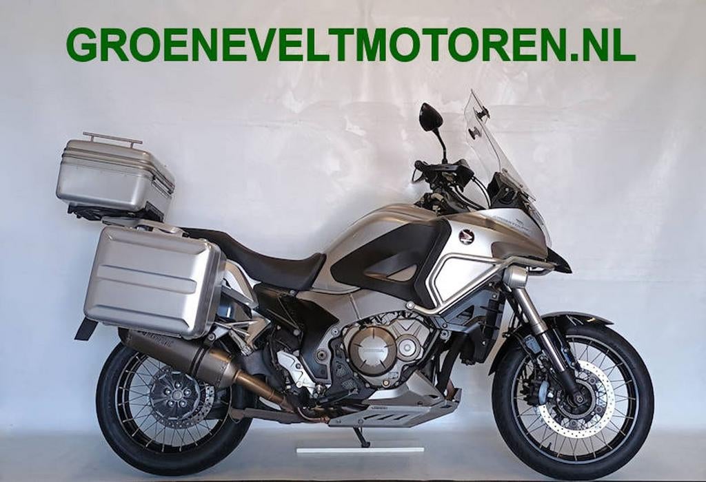 HONDA VFR 1200 X CROSSTOURER (bj 2013), Motoren, HONDA, 4 cilinders, Motorrijbewijs A, Onbekend