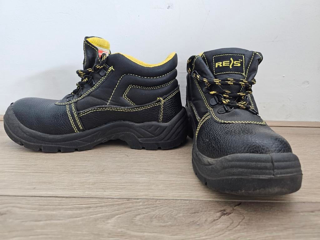 Werkschoenen  - Uitstekende staat!, Ophalen, Zo goed als nieuw