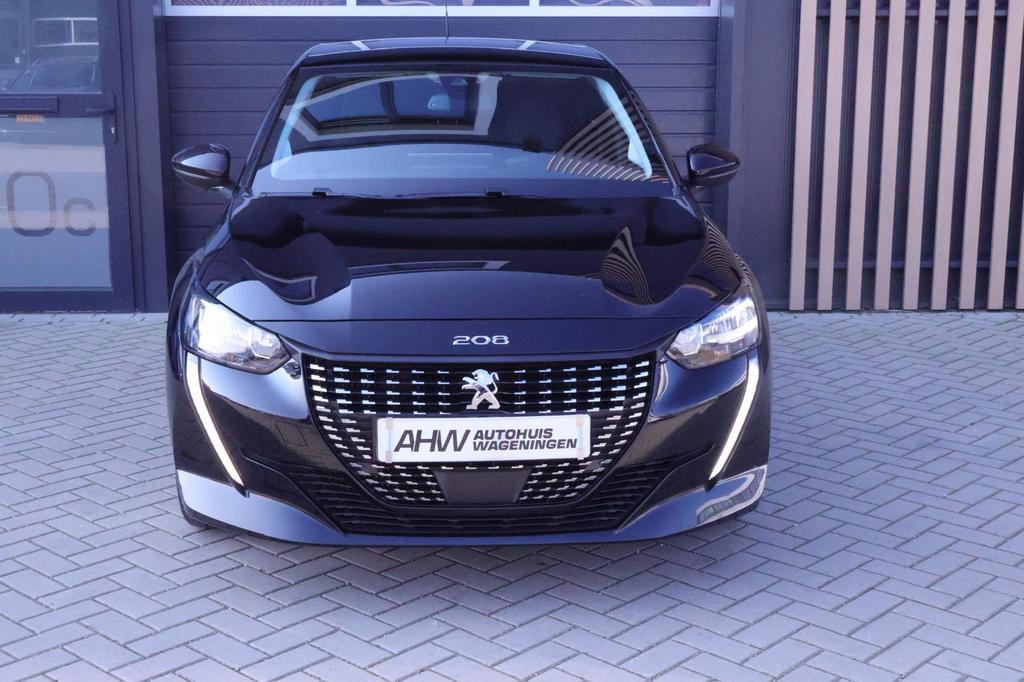 Peugeot 208 1.2 Puretech 100pk Eat8 2021 Zwart, Stof, 100 pk, Zwart, Geïmporteerd
