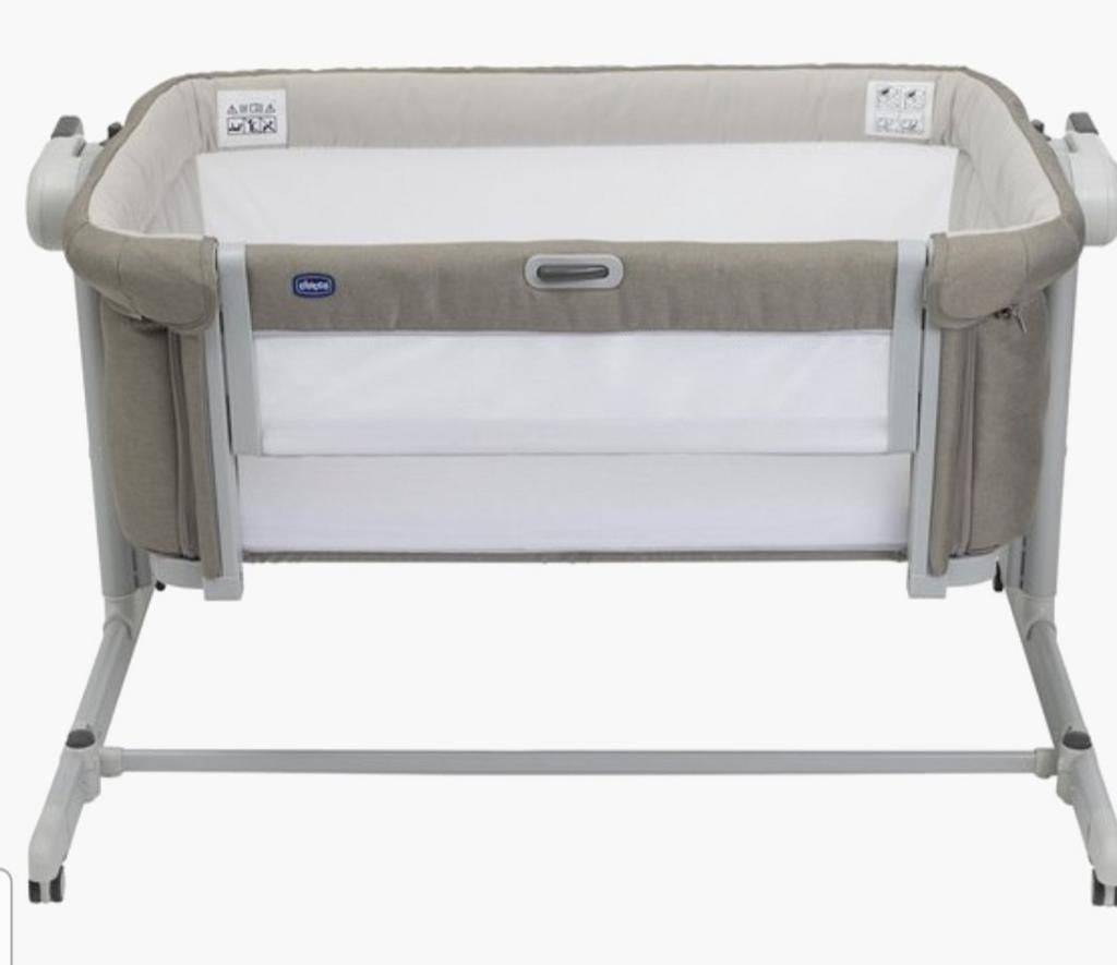 Chicco bedje next to me met standaard - in prima staat, Ophalen, Zo goed als nieuw, Wieg